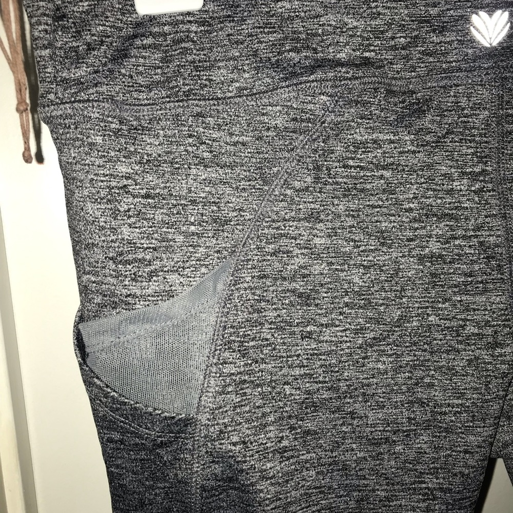 Black and white patterned leggings